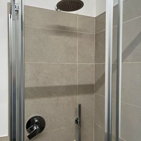 بيت للعطل White House 4 بريشا