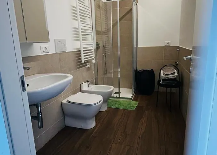 White House 4 *