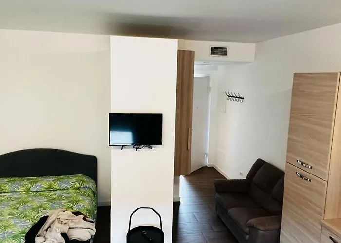 White House 4 * Brescia